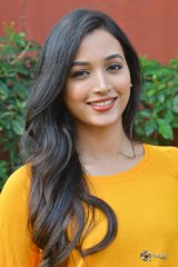 Srinidhi Shetty New Photos